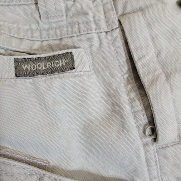Woolrich Khaki Cargo Shorts (Size 44) - Picture 6 of 6